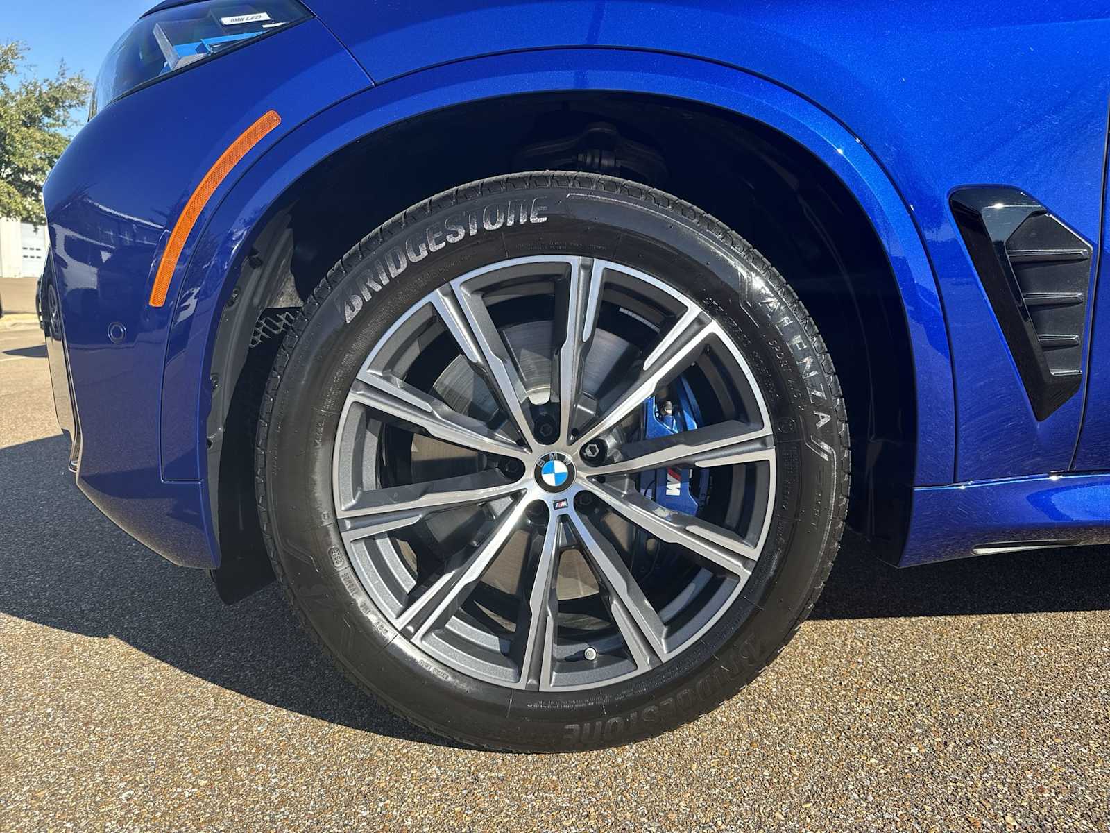 Thumbnail: 2026 BMW X5 - 12