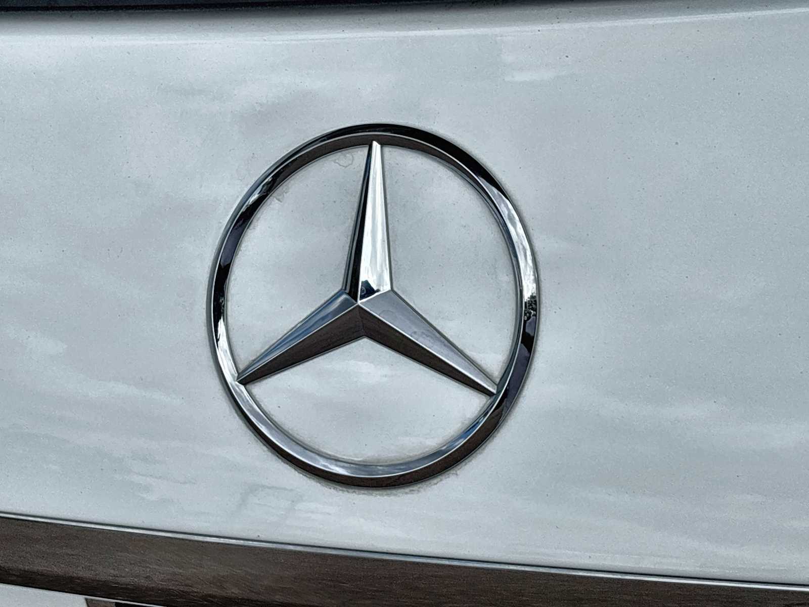 Thumbnail: 2025 Mercedes-Benz GLE - 16