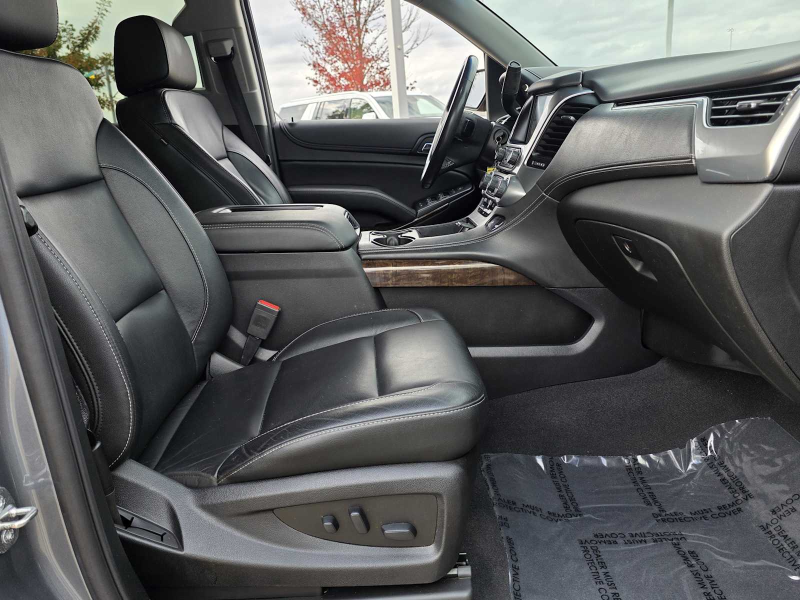 Thumbnail: 2019 Chevrolet Tahoe - 26