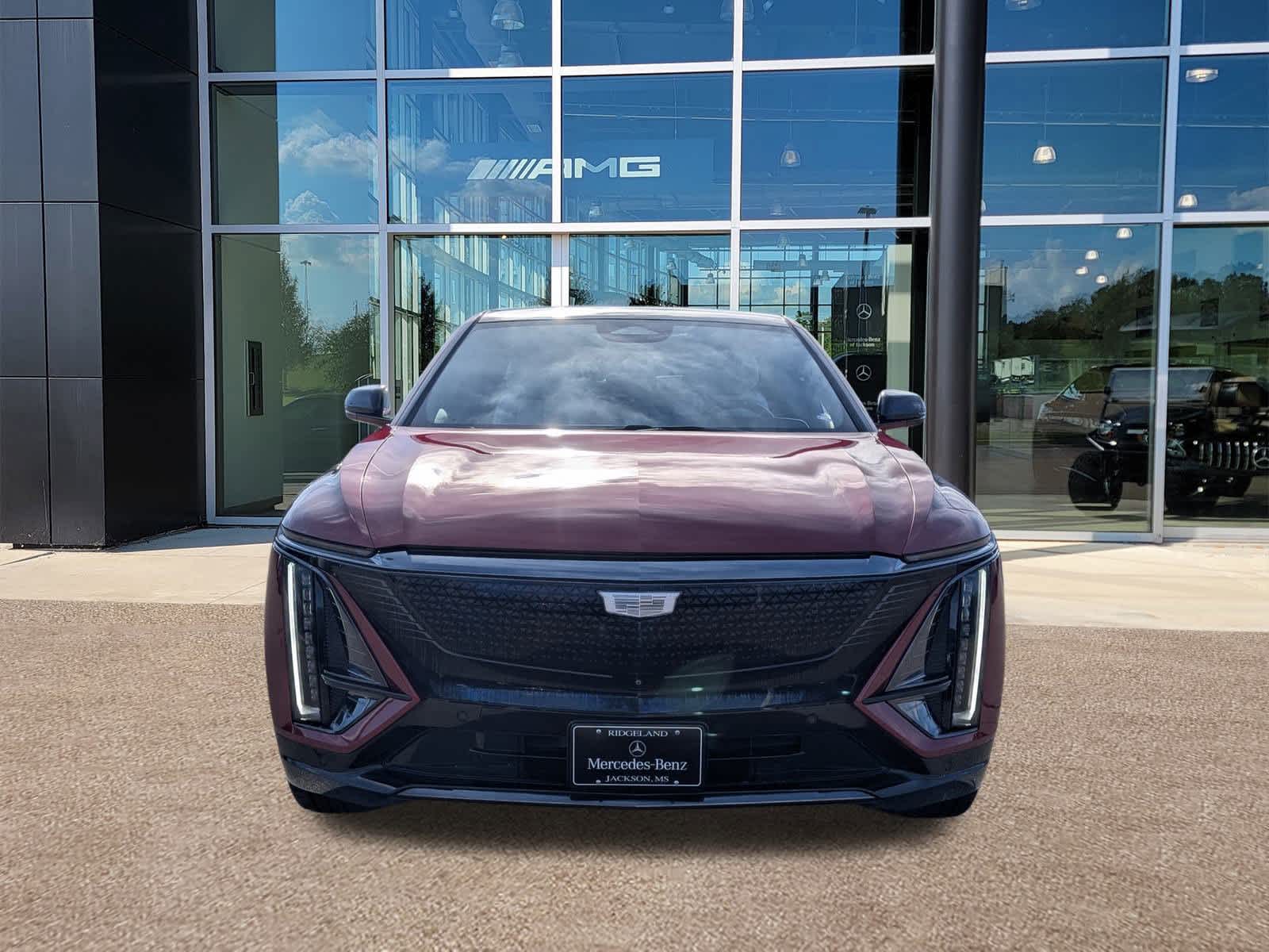 Thumbnail: 2024 Cadillac Lyriq - 2