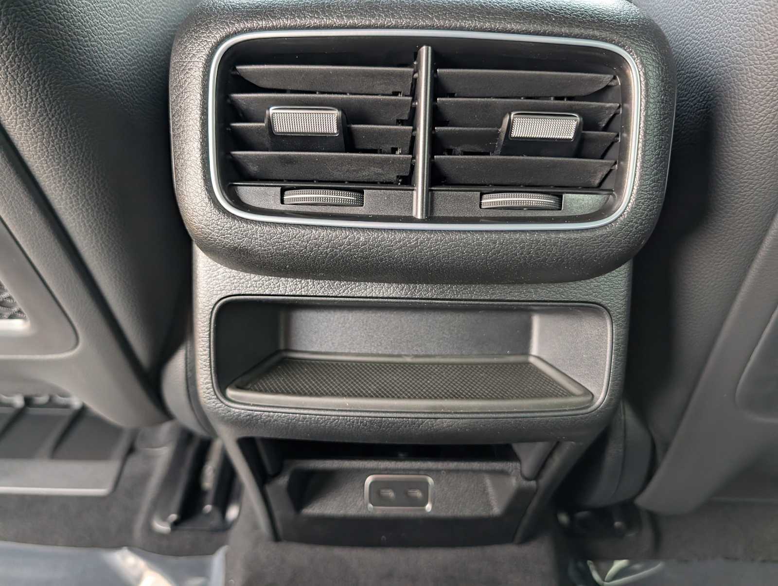 Thumbnail: 2026 Mercedes-Benz GLE - 23