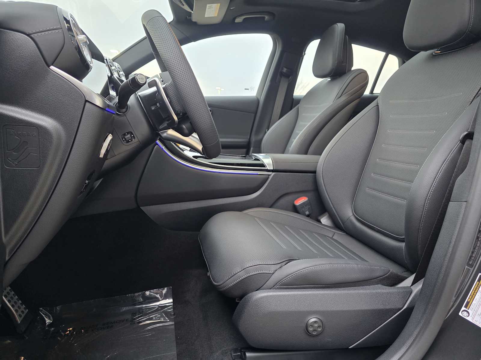 Thumbnail: 2026 Mercedes-Benz GLC - 13