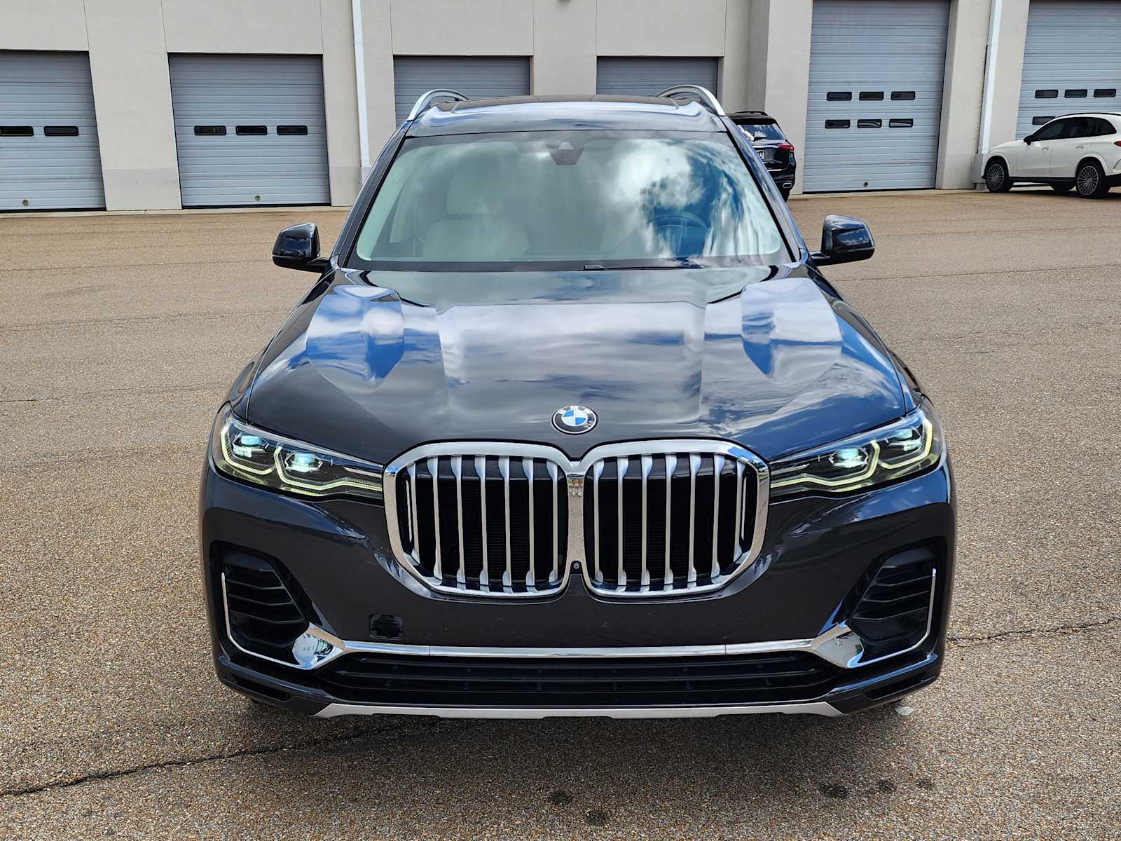 Thumbnail: 2020 BMW X7 - 6