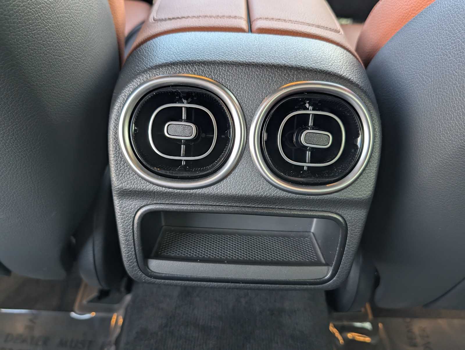 Thumbnail: 2024 Mercedes-Benz C-Class - 24