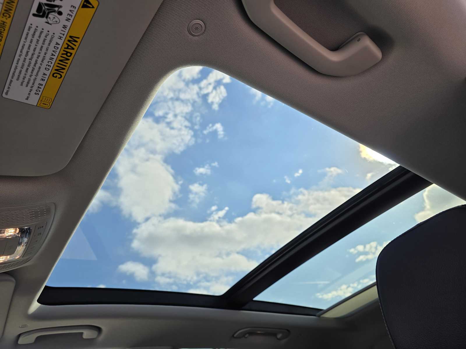 Thumbnail: 2025 Mercedes-Benz GLE - 9