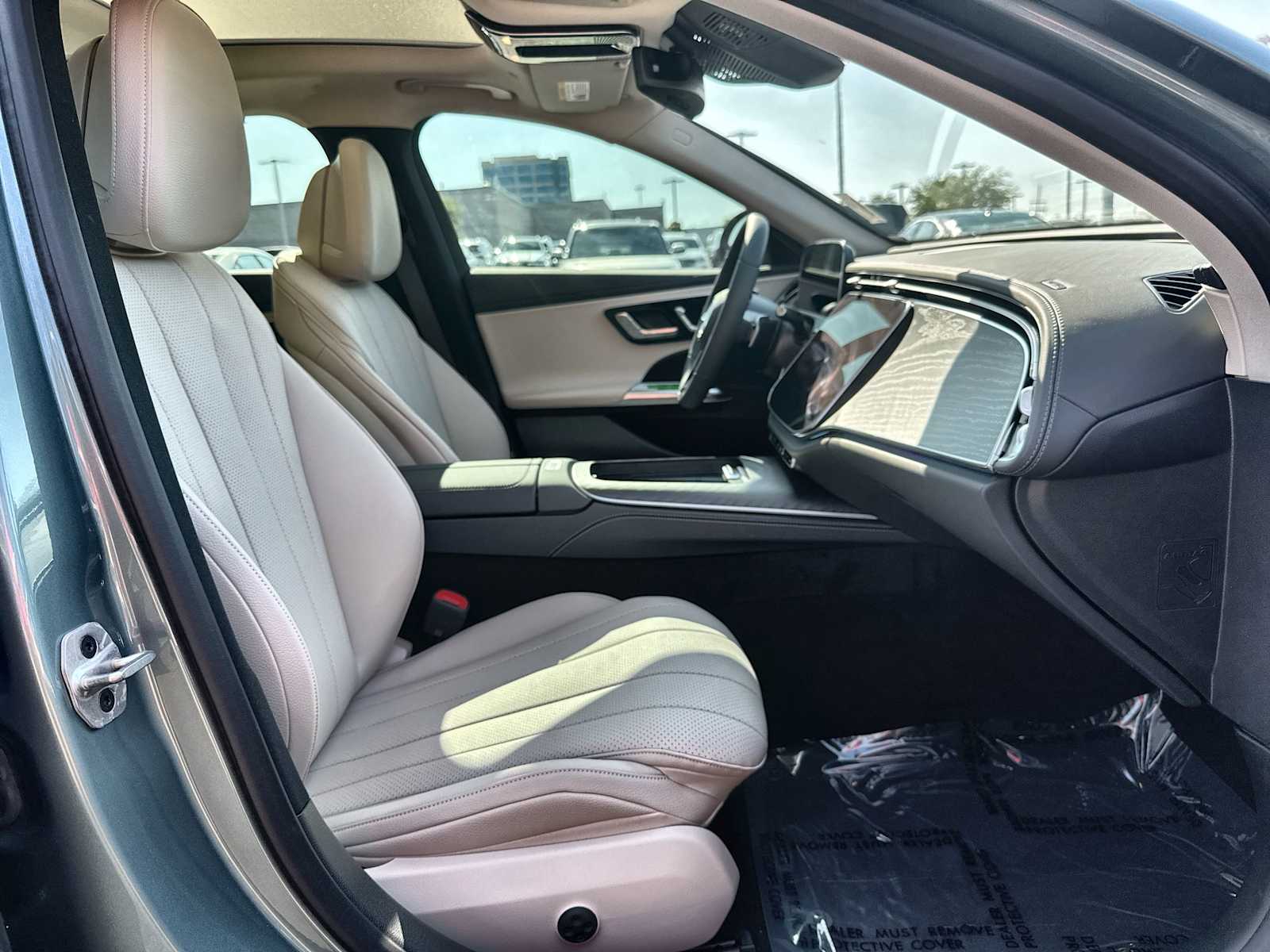 Thumbnail: 2026 Mercedes-Benz E-Class - 9
