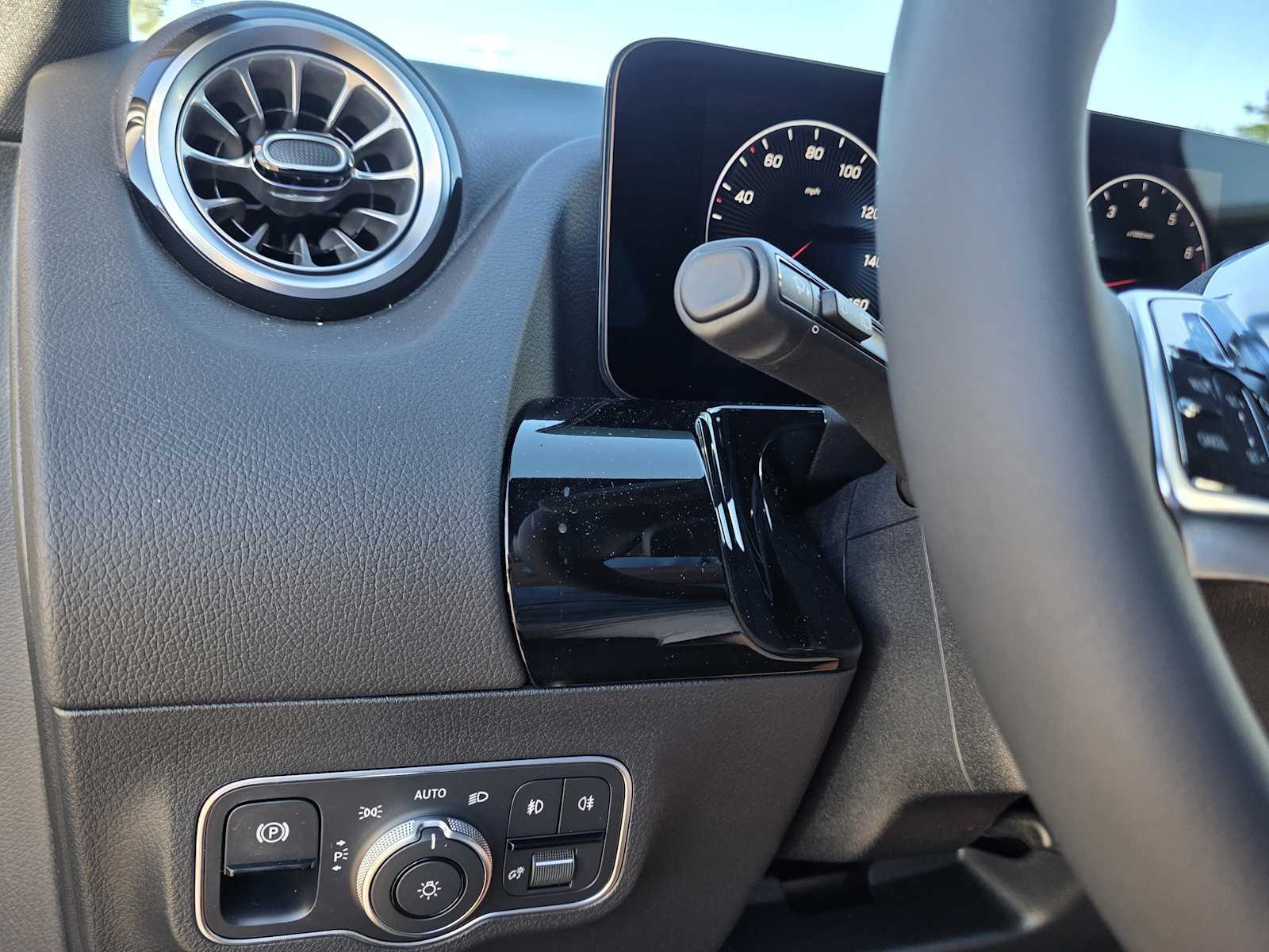 Thumbnail: 2026 Mercedes-Benz GLA - 20