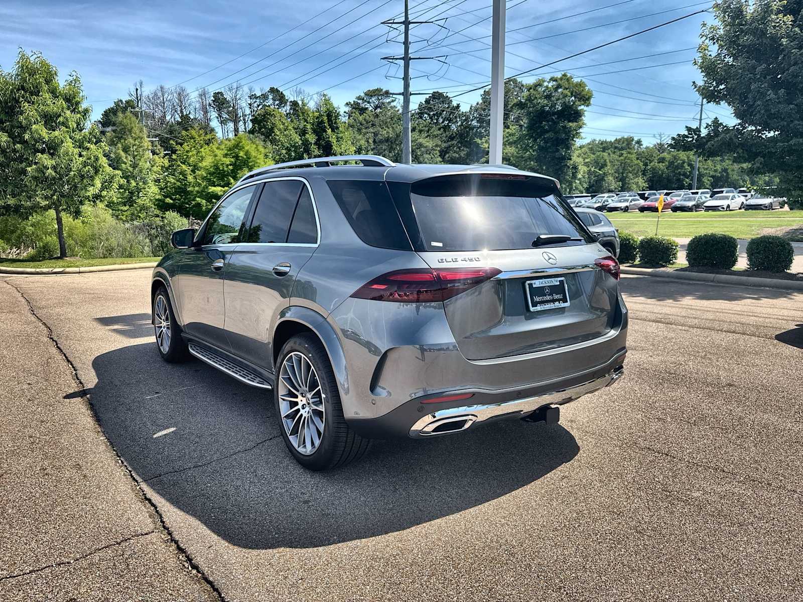 Thumbnail: 2026 Mercedes-Benz GLE - 6