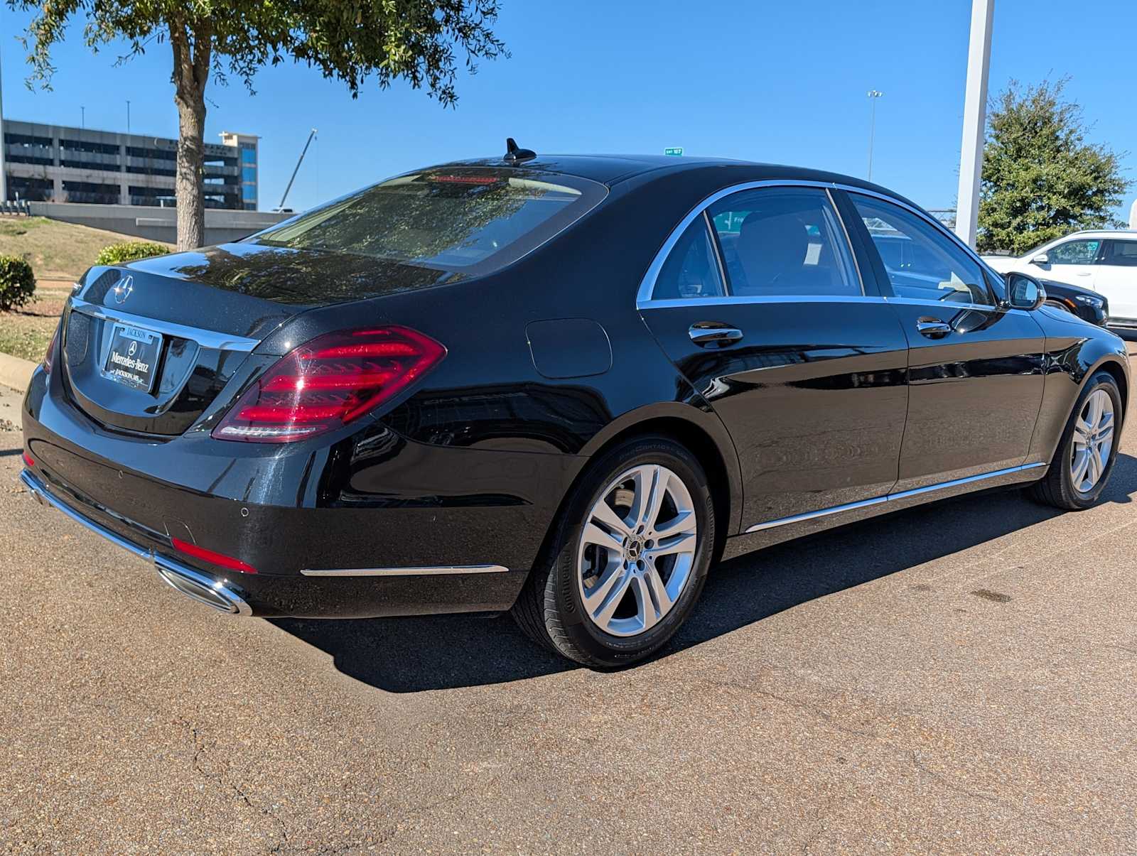 Thumbnail: 2020 Mercedes-Benz S-Class - 6