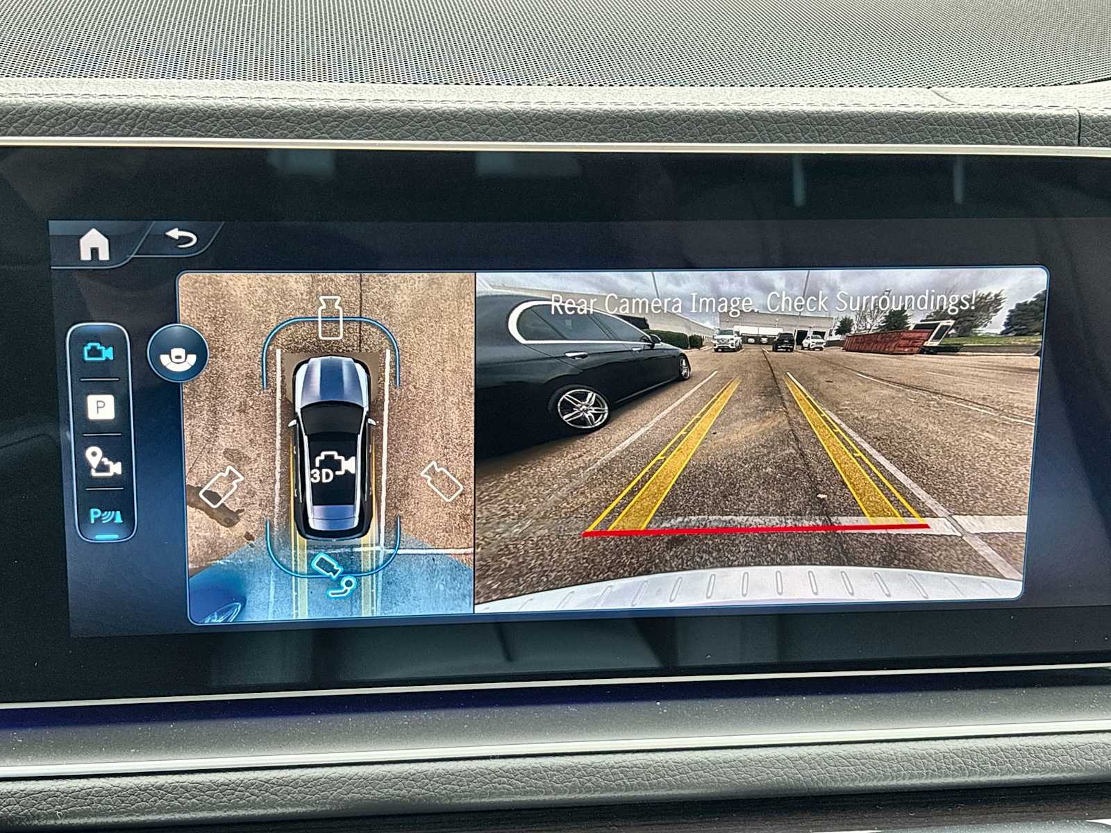 Thumbnail: 2026 Mercedes-Benz GLE - 27