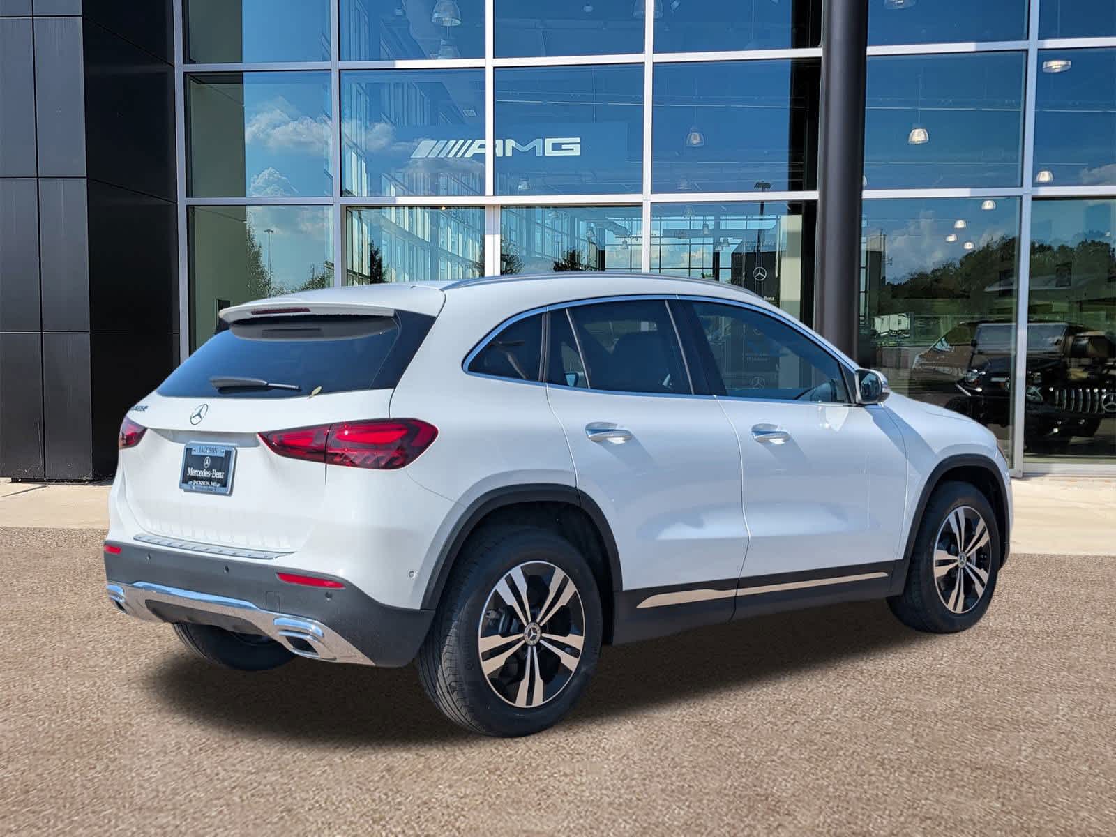 Thumbnail: 2026 Mercedes-Benz GLA - 4