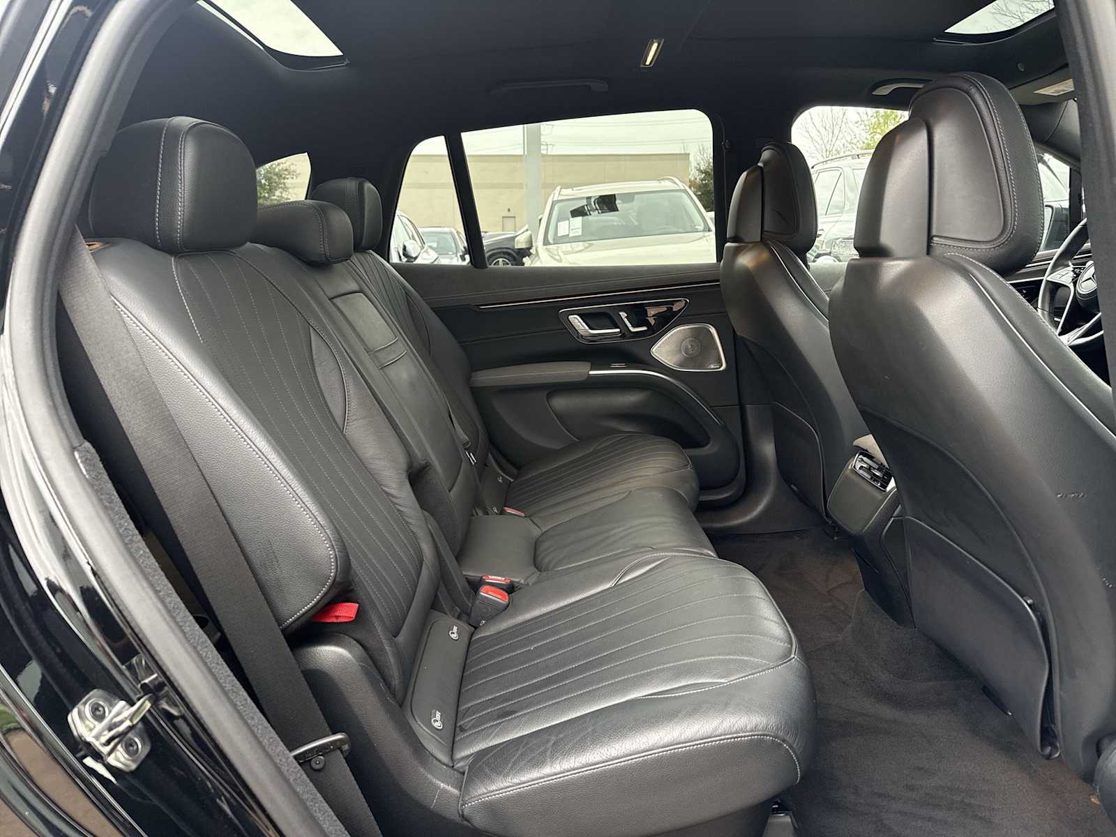 Thumbnail: 2023 Mercedes-Benz EQS - 17