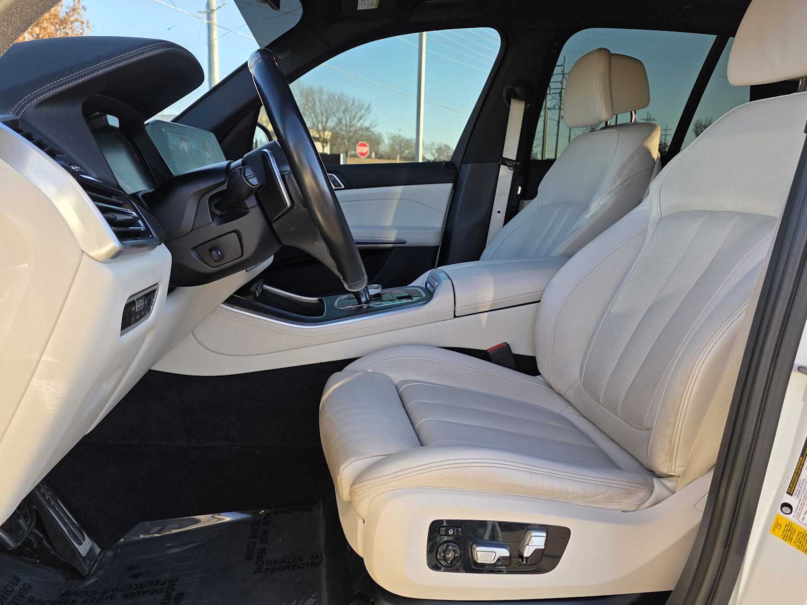 Thumbnail: 2022 BMW X5 - 12