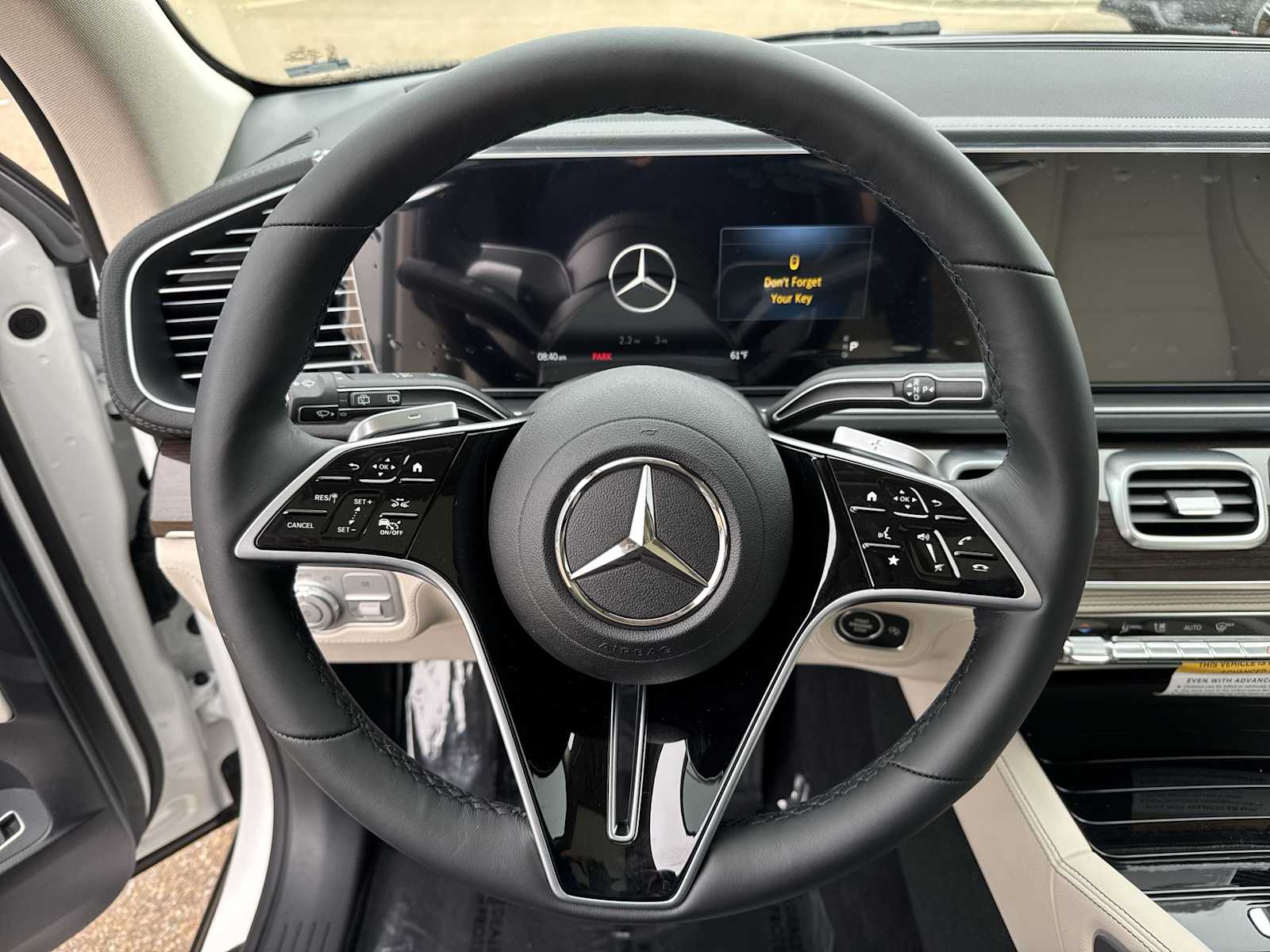 Thumbnail: 2026 Mercedes-Benz GLE - 21