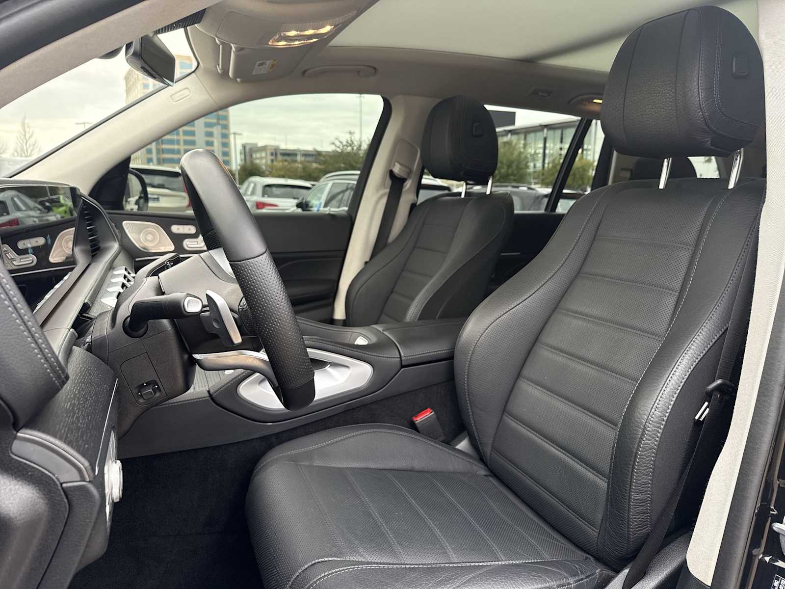 Thumbnail: 2023 Mercedes-Benz GLS - 15