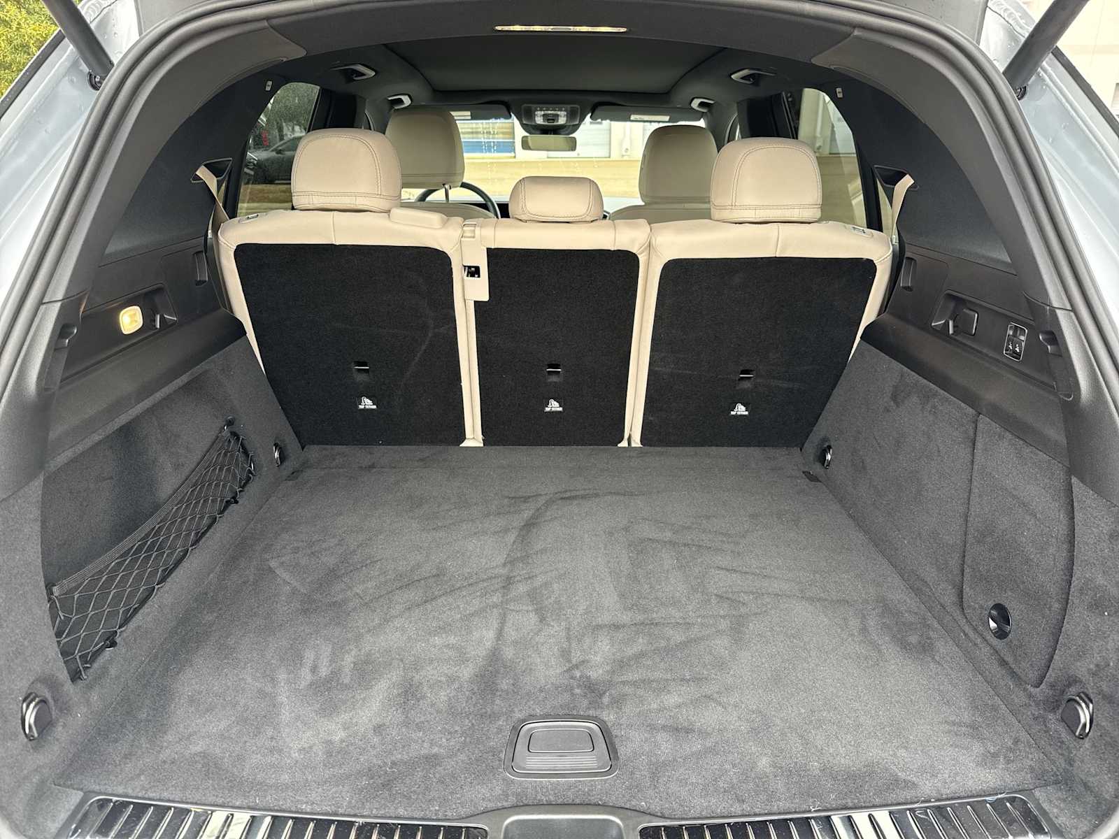 Thumbnail: 2026 Mercedes-Benz GLE - 26