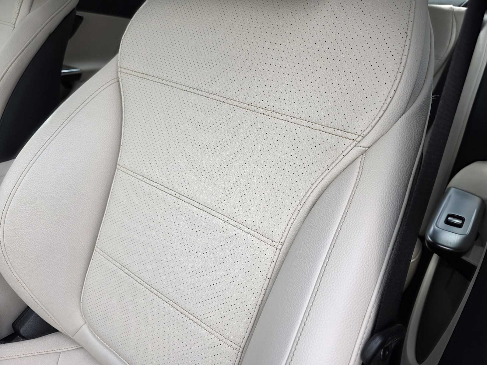 Thumbnail: 2023 Mercedes-Benz C-Class - 15