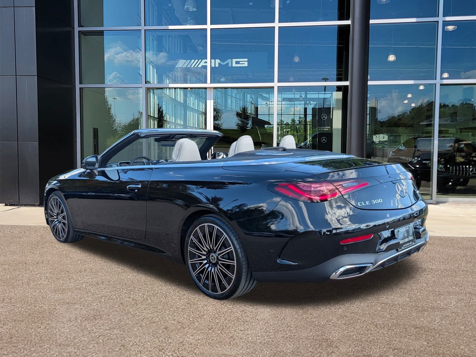 Thumbnail: 2026 Mercedes-Benz CLE - 6