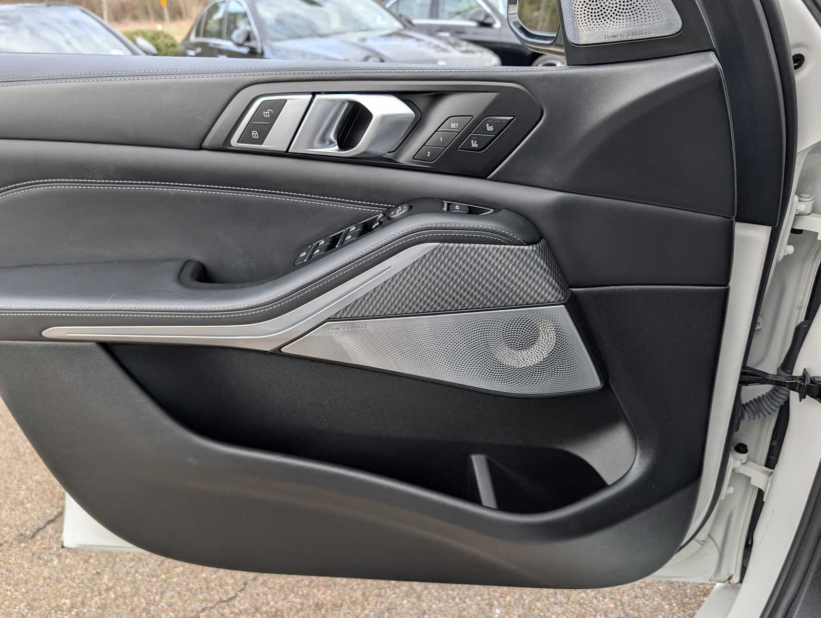 Thumbnail: 2023 BMW X5 - 25