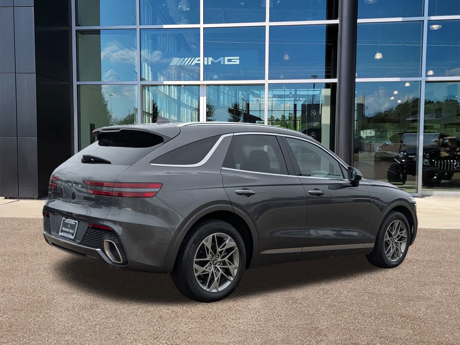 Thumbnail: 2022 Genesis GV70 - 5