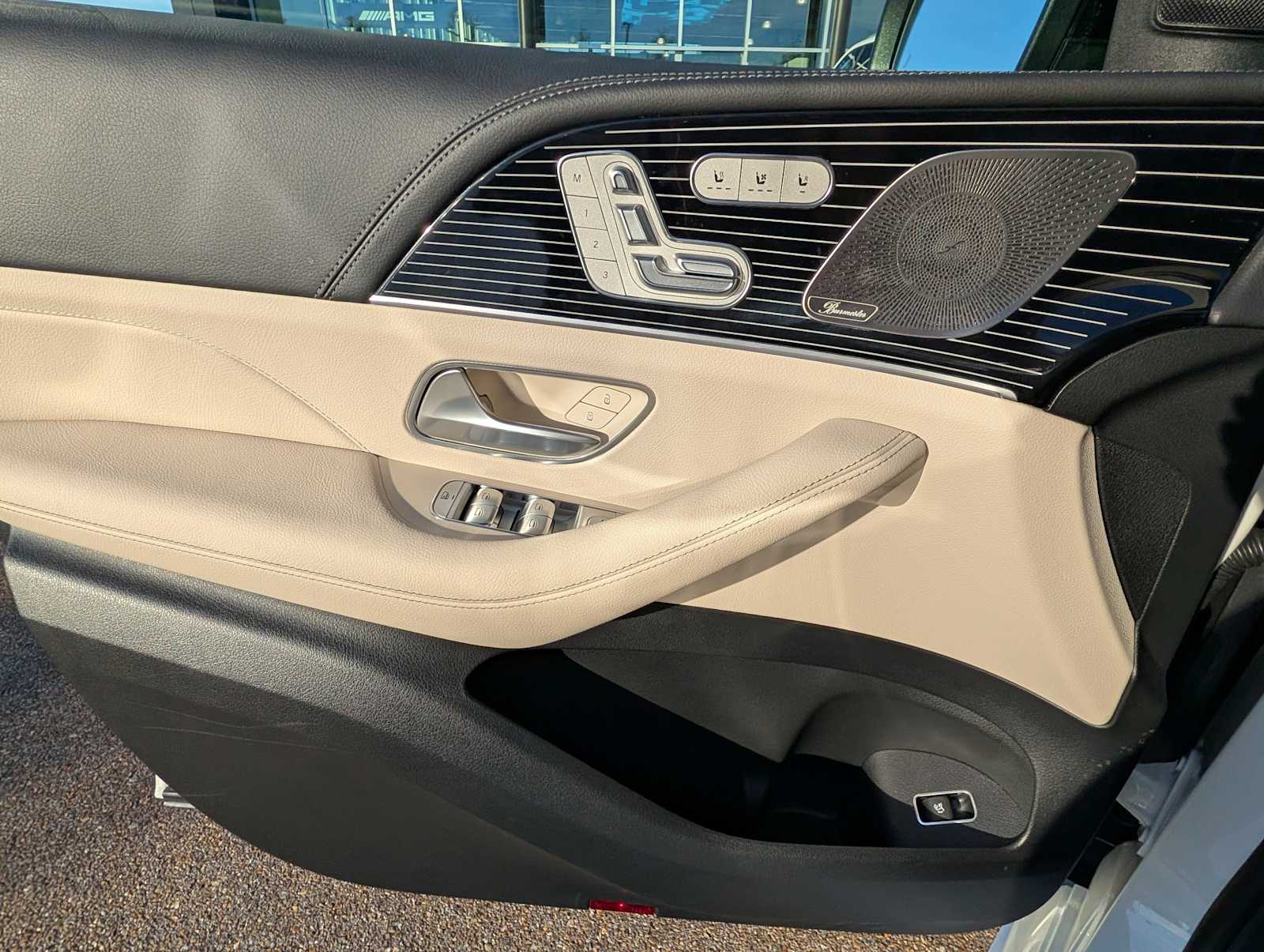 Thumbnail: 2025 Mercedes-Benz GLE - 21