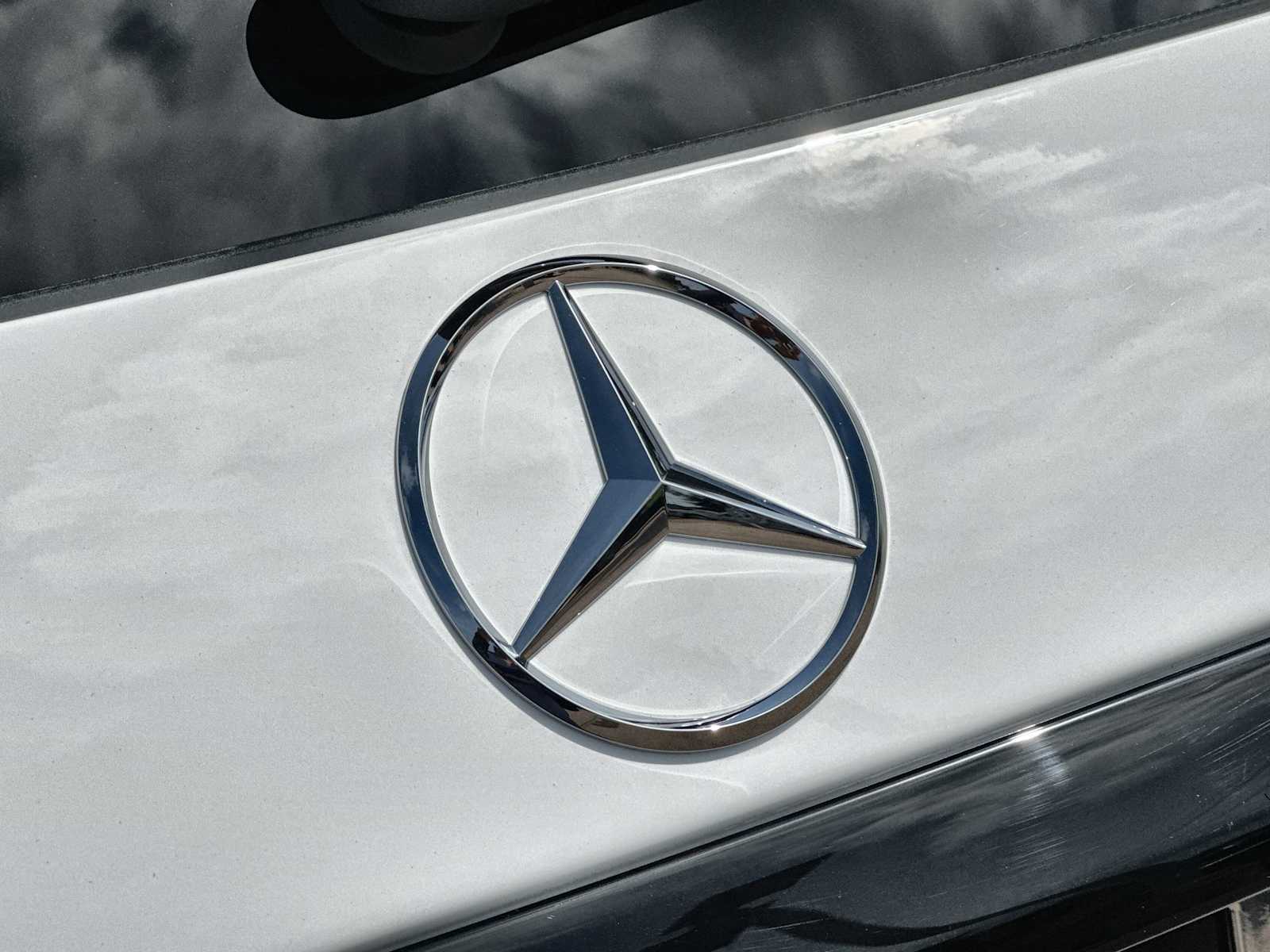 Thumbnail: 2026 Mercedes-Benz GLC - 16