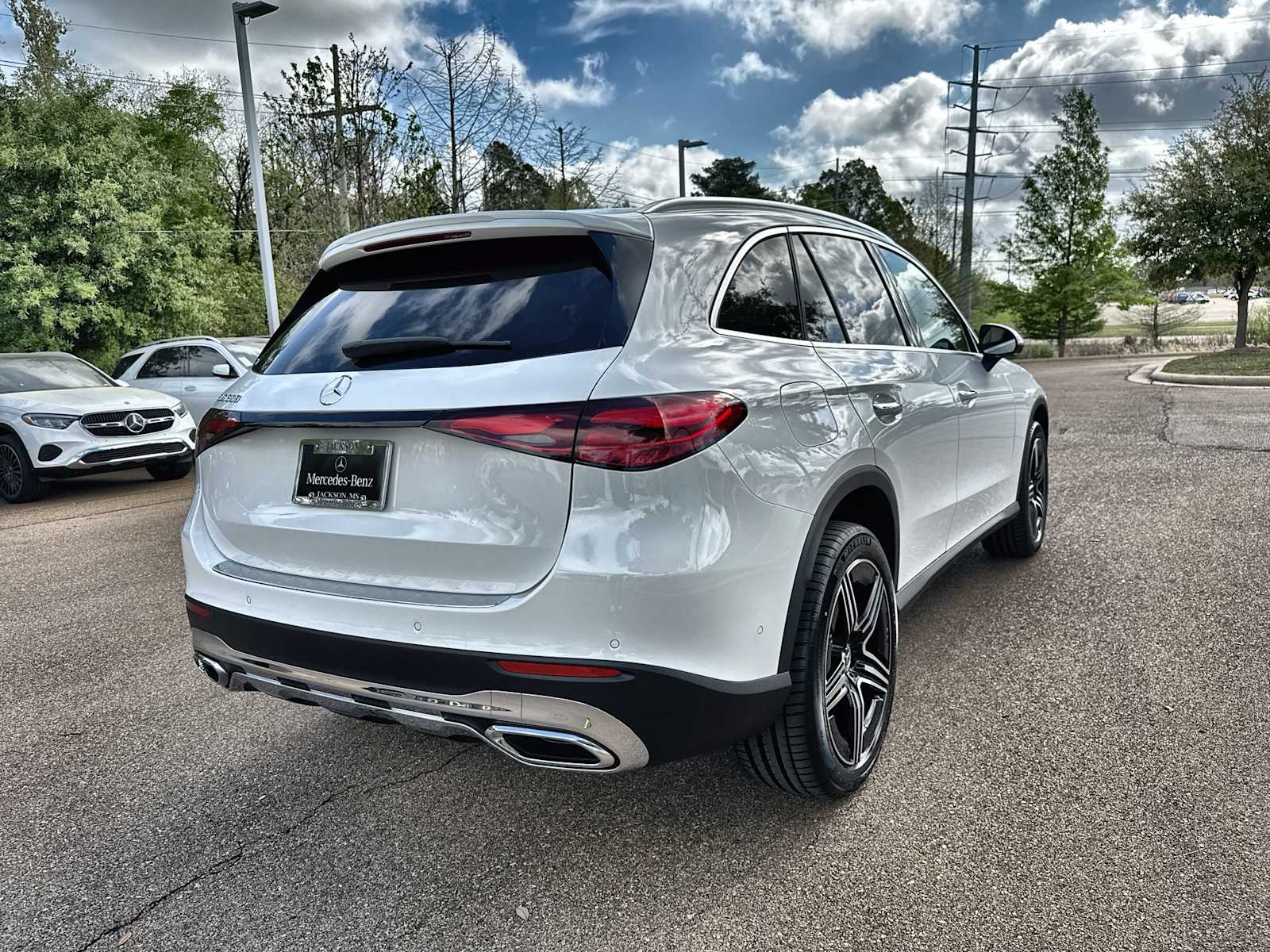 Thumbnail: 2026 Mercedes-Benz GLC - 8