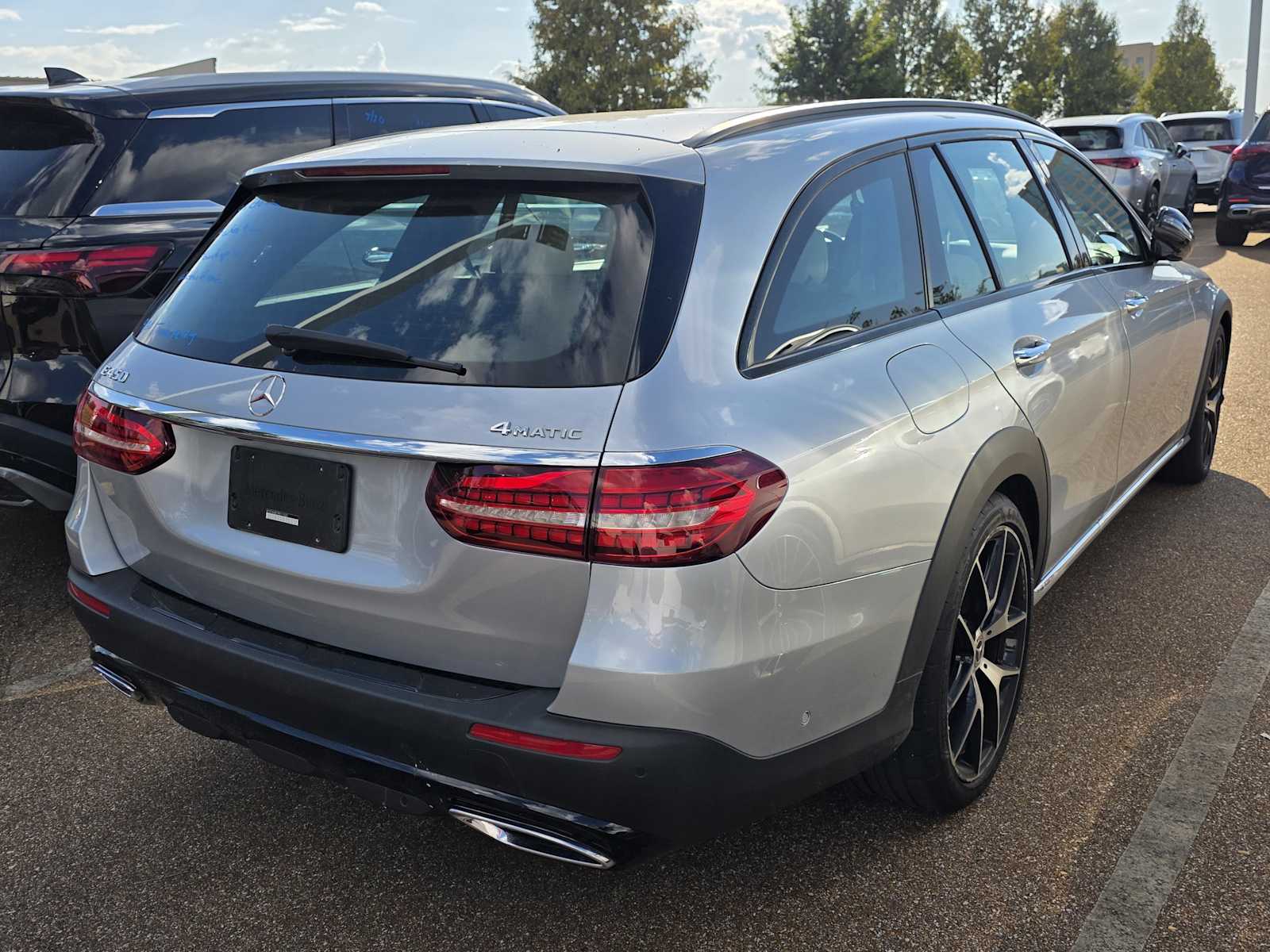 Thumbnail: 2023 Mercedes-Benz E-Class - 3