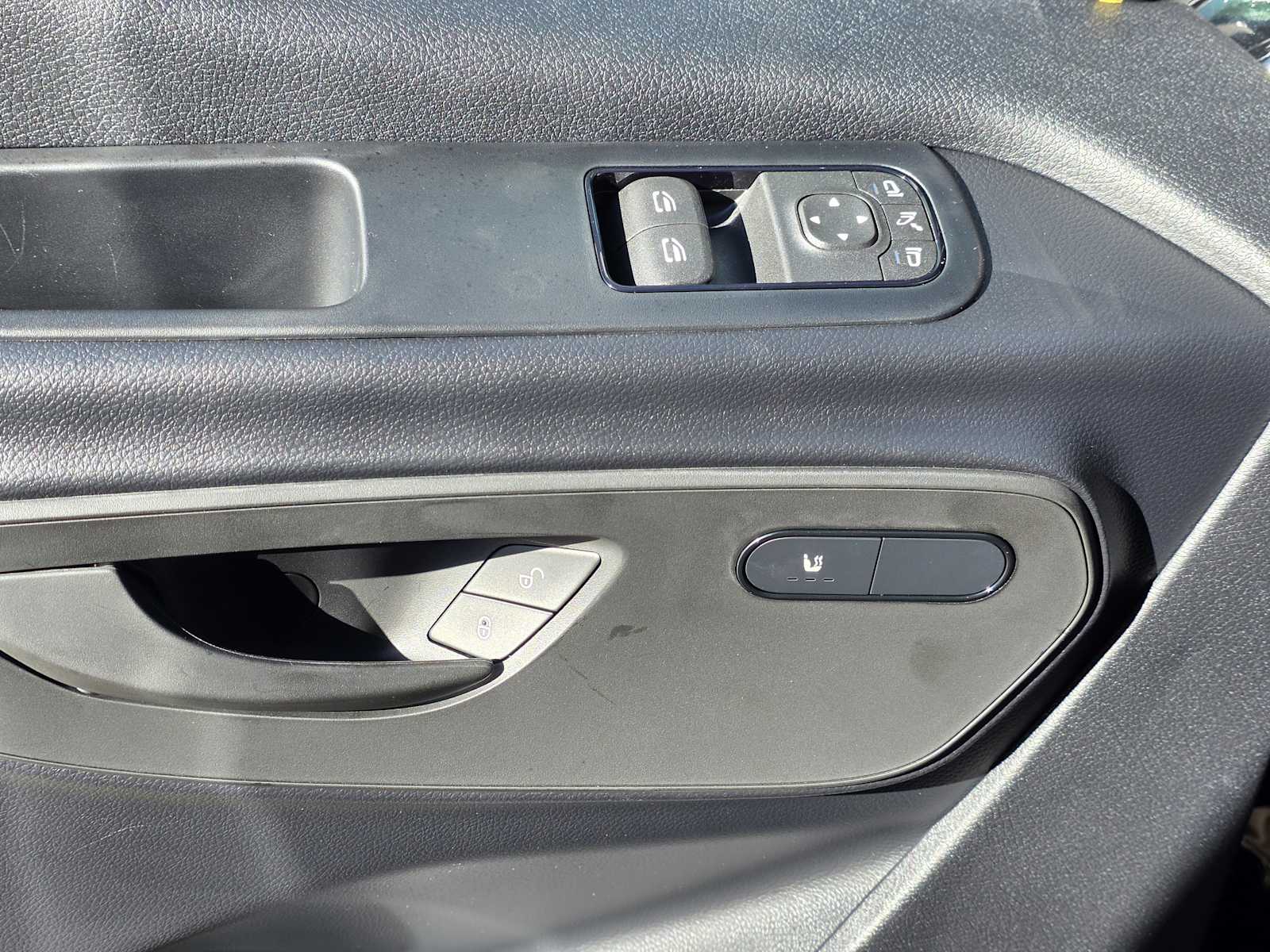 Thumbnail: 2026 Mercedes-Benz Sprinter - 17