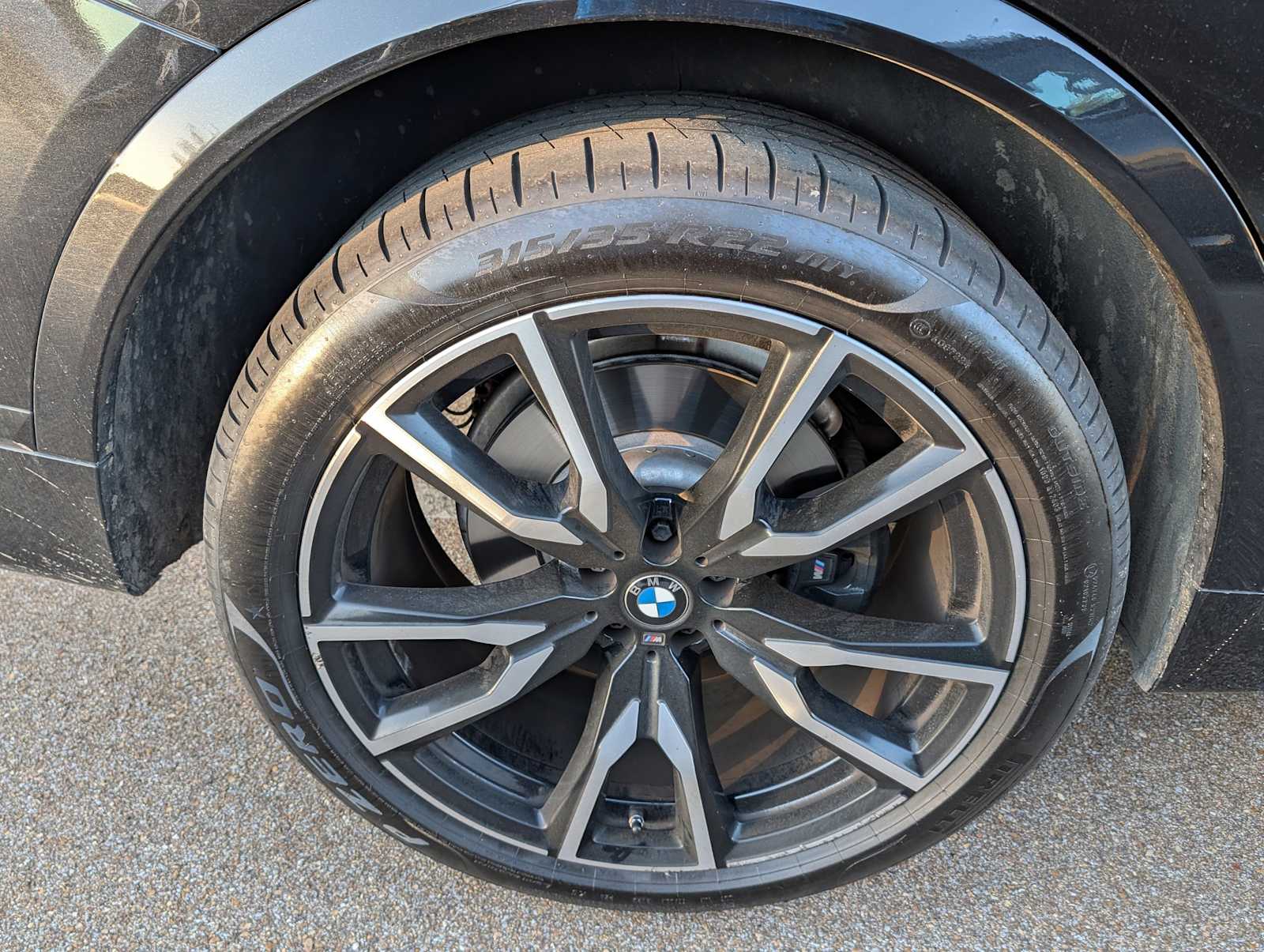 Thumbnail: 2021 BMW X7 - 3