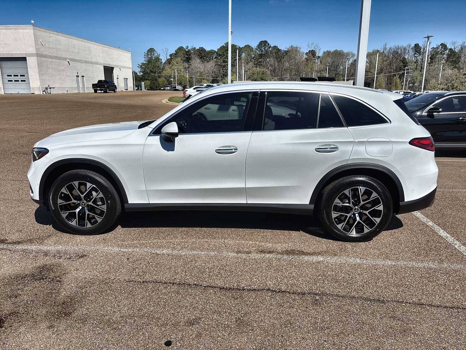 Thumbnail: 2026 Mercedes-Benz GLC - 5