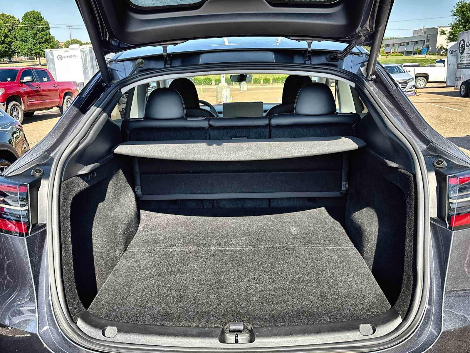 Thumbnail: 2023 Tesla Model Y - 16