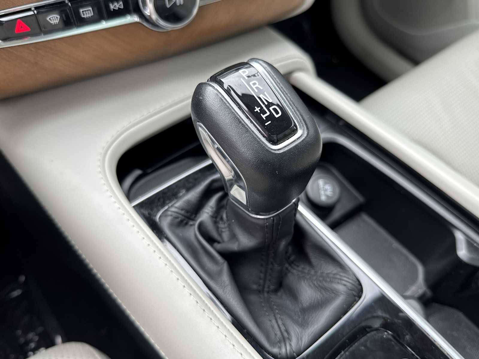 Thumbnail: 2018 Volvo XC90 - 24