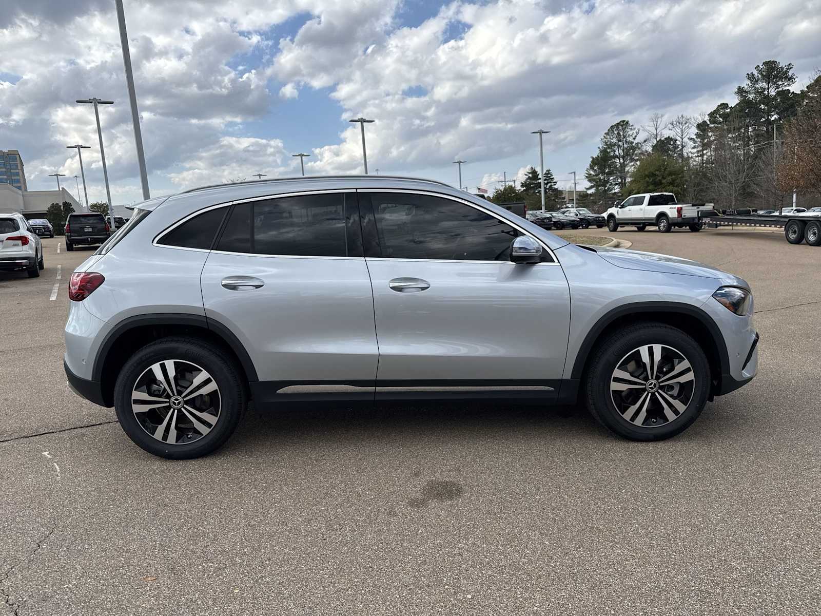 Thumbnail: 2026 Mercedes-Benz GLA - 7