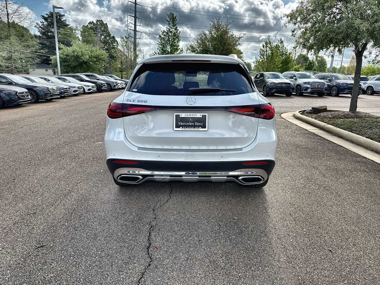 Thumbnail: 2026 Mercedes-Benz GLC - 7