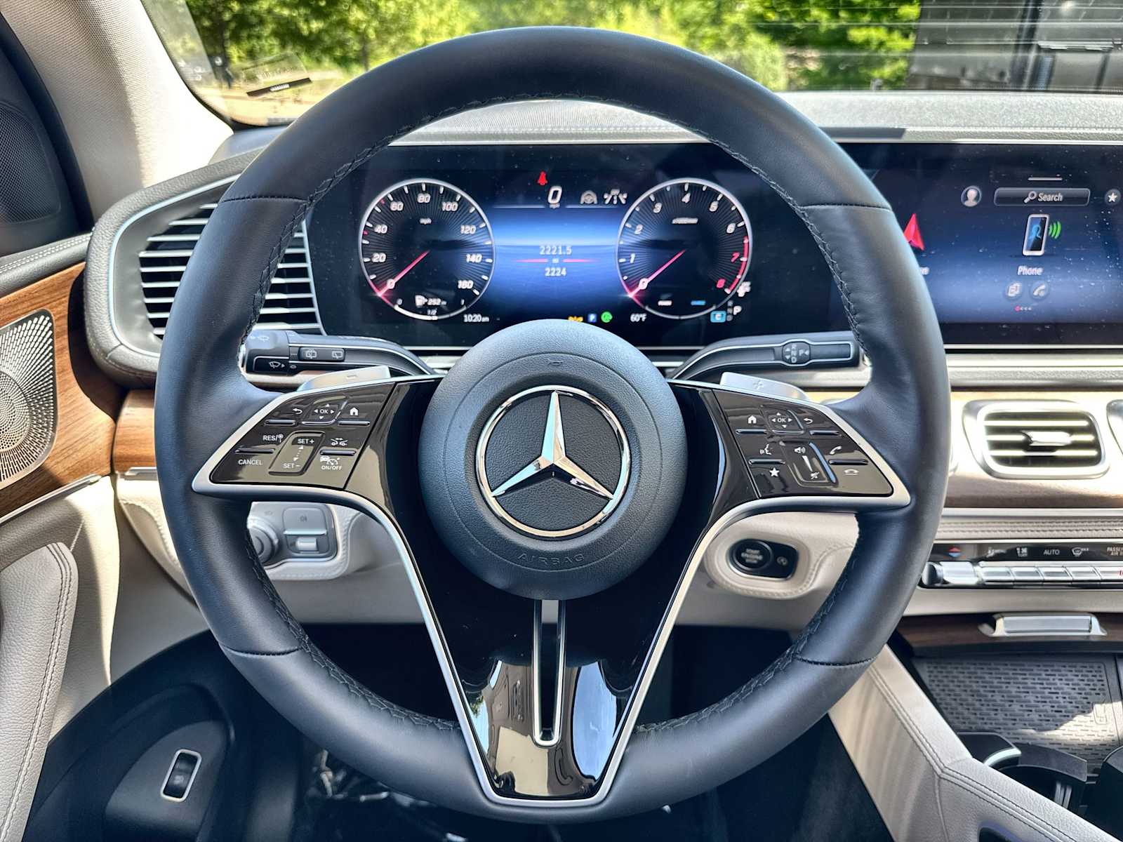 Thumbnail: 2026 Mercedes-Benz GLE - 21