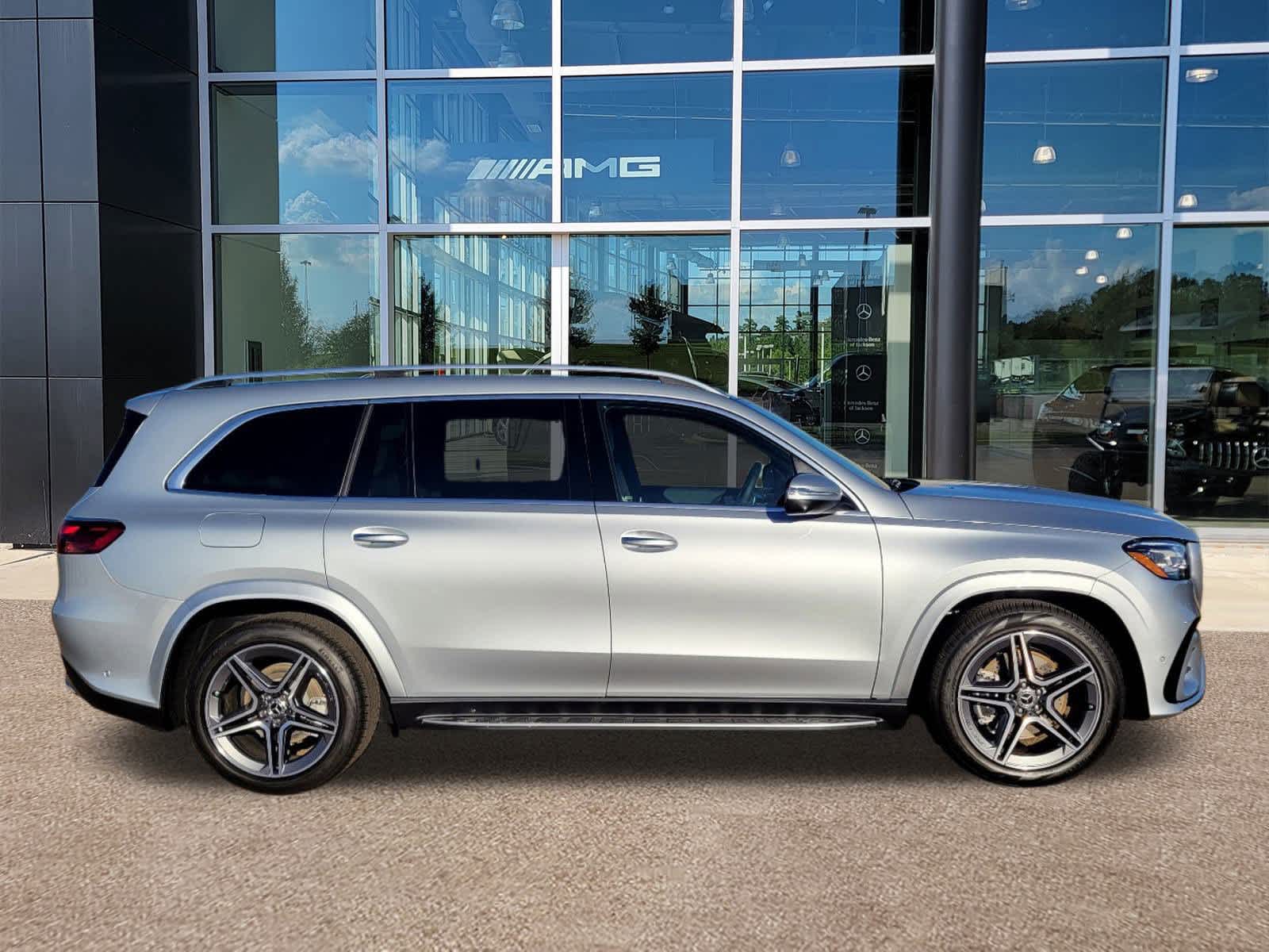 Thumbnail: 2025 Mercedes-Benz GLS - 26