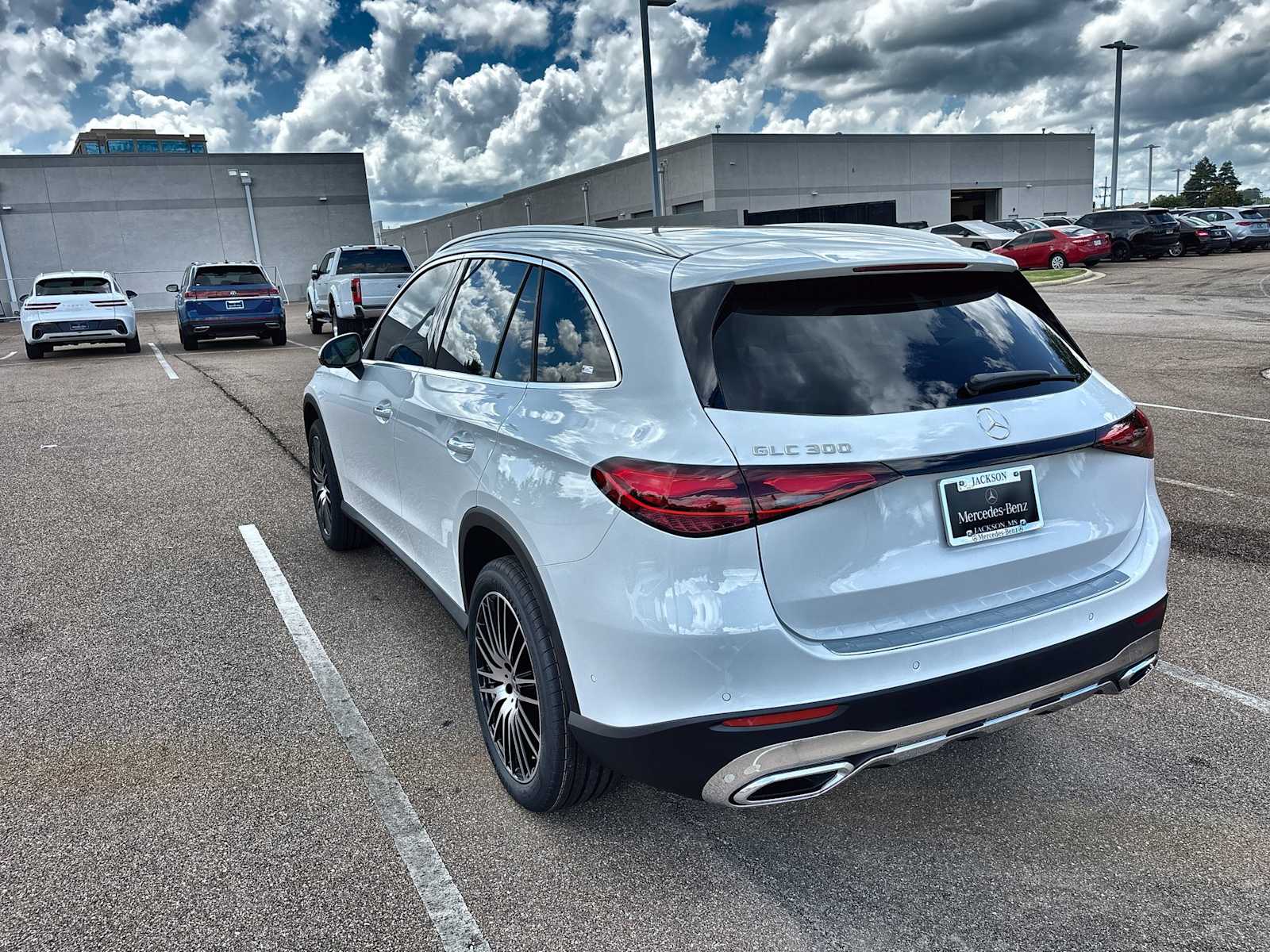 Thumbnail: 2026 Mercedes-Benz GLC - 6