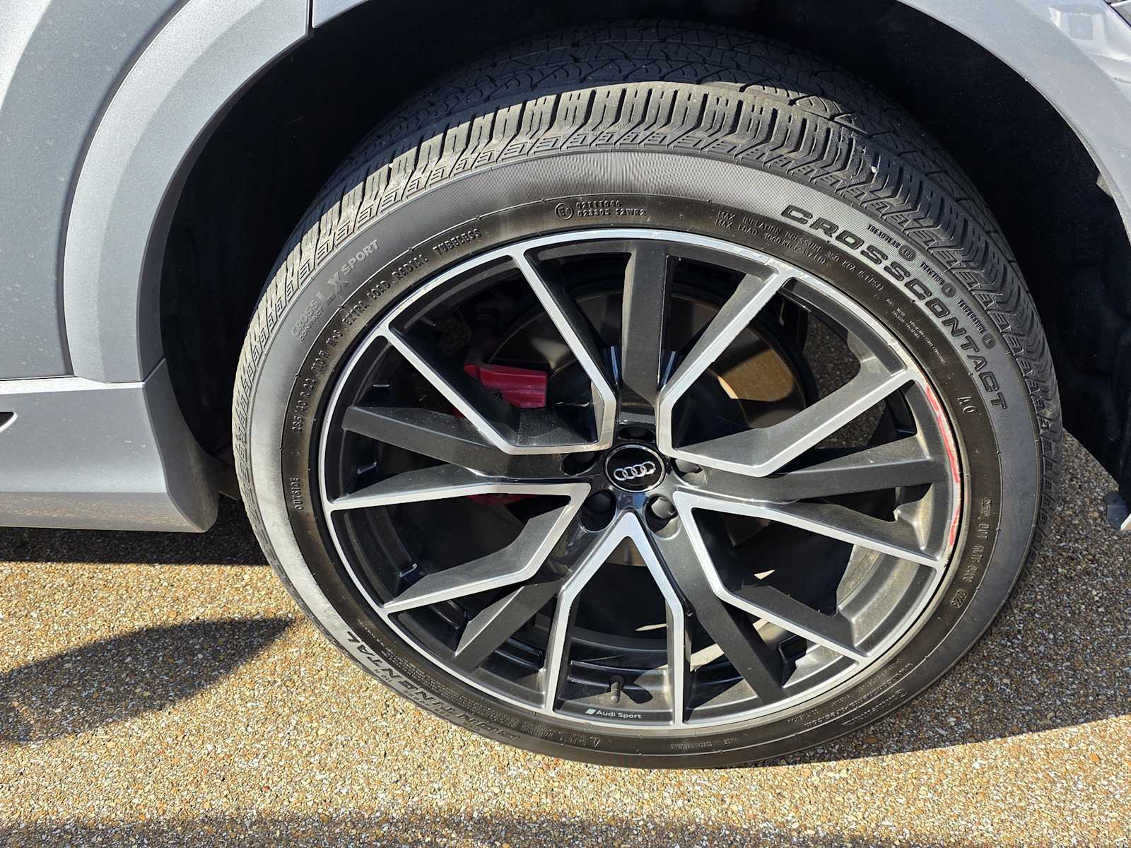Thumbnail: 2020 Audi Q8 - 6