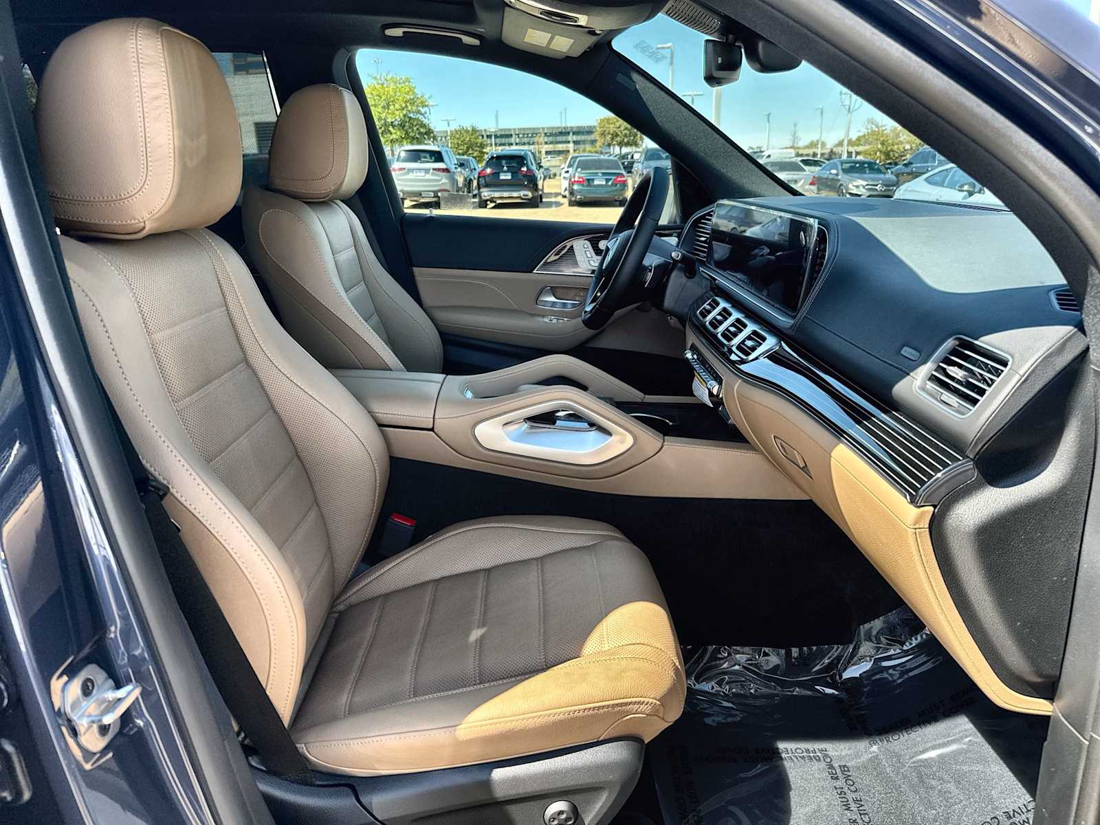 Thumbnail: 2026 Mercedes-Benz GLE - 9