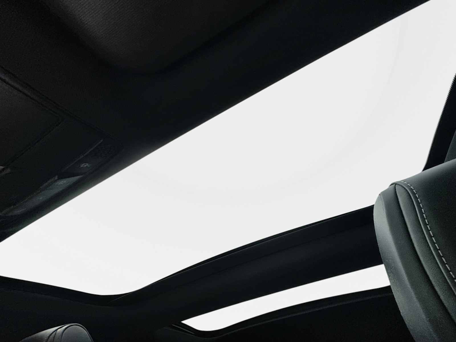 Thumbnail: 2023 Mercedes-Benz AMG GT - 28