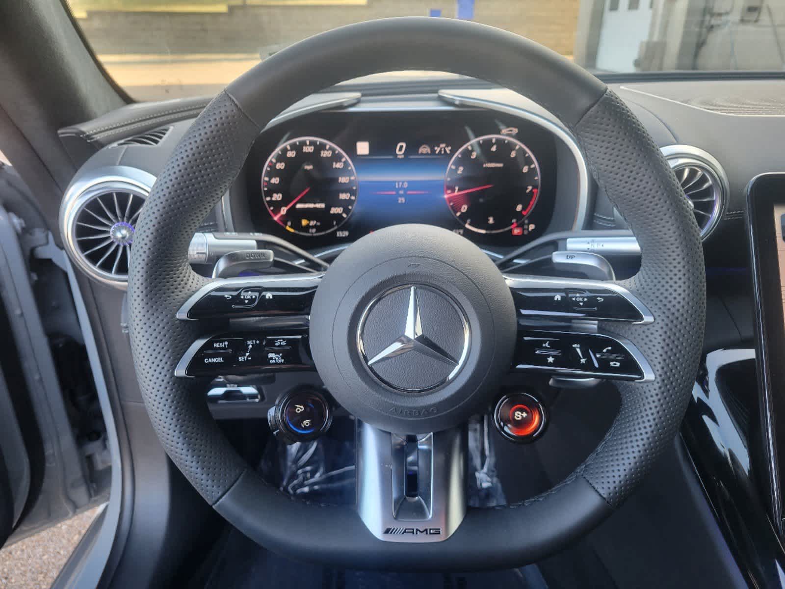 Thumbnail: 2025 Mercedes-Benz AMG GT - 17