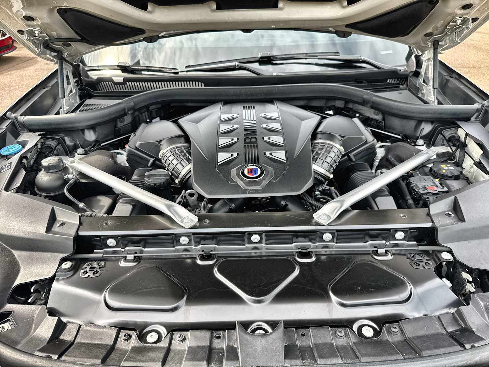 Thumbnail: 2024 BMW X7 - 13