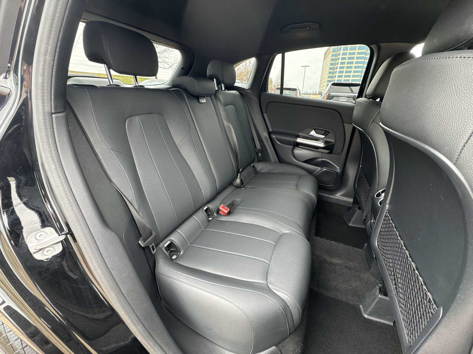 Thumbnail: 2025 Mercedes-Benz GLA - 18