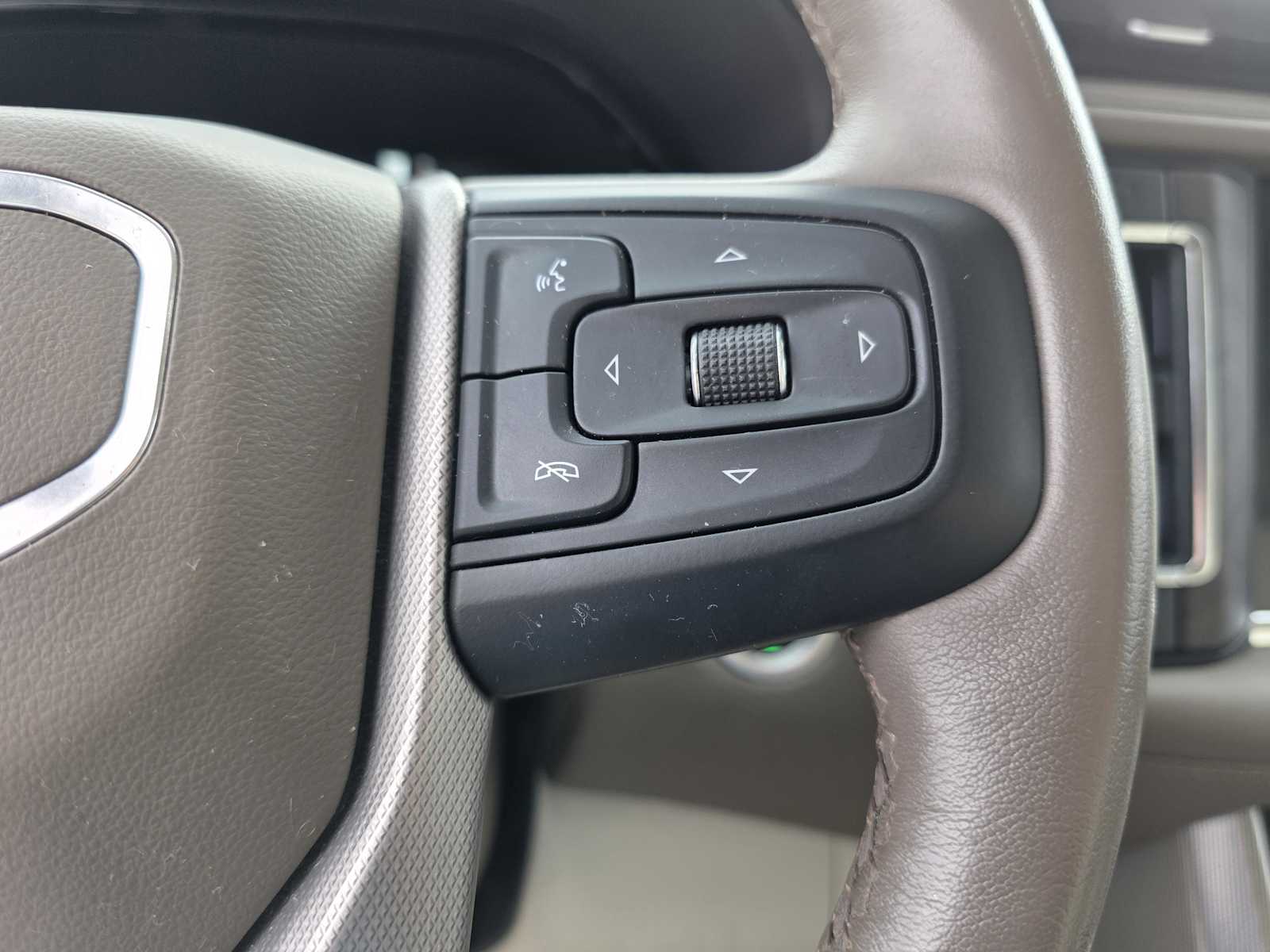 Thumbnail: 2022 GMC Yukon XL - 26