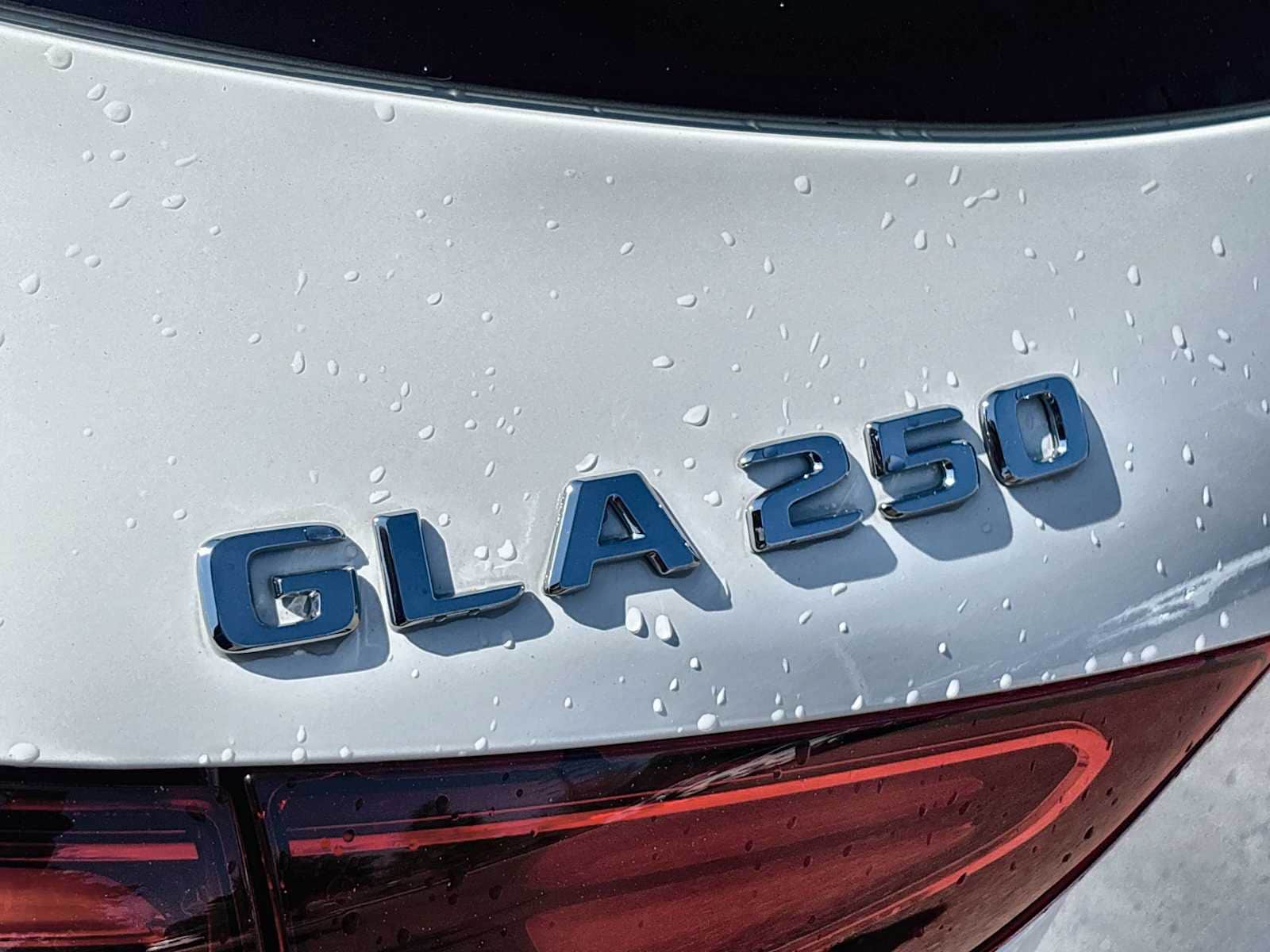 Thumbnail: 2026 Mercedes-Benz GLA - 15