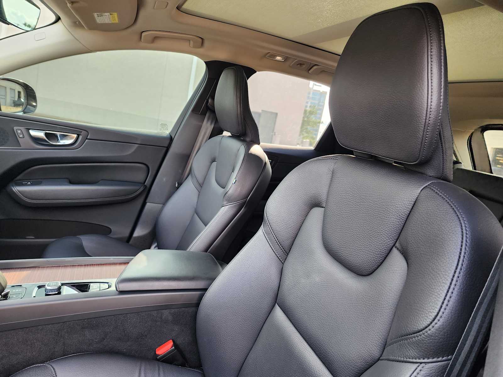 2023 Volvo XC60 B5 Plus 10