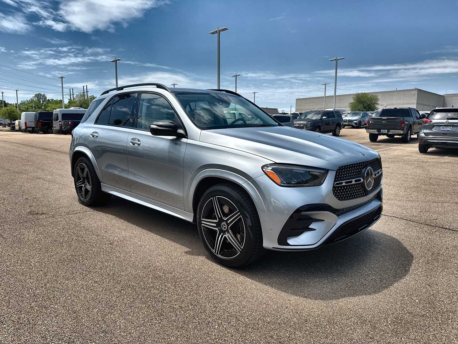 Thumbnail: 2026 Mercedes-Benz GLE - 11