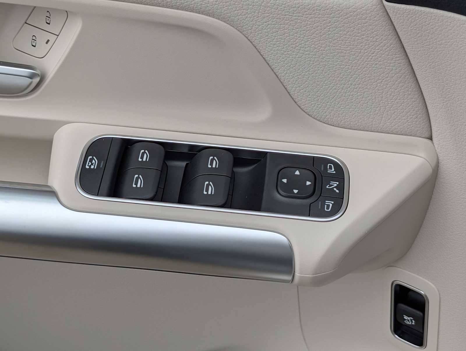 Thumbnail: 2026 Mercedes-Benz GLA - 22