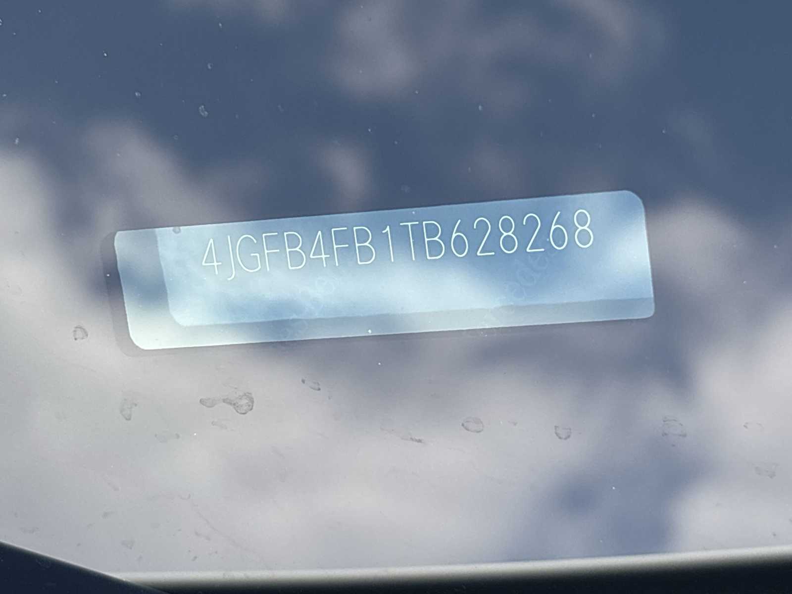 Thumbnail: 2026 Mercedes-Benz GLE - 28